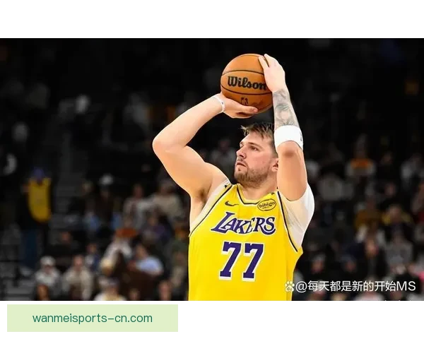 林书豪解析东契奇进攻特点偏爱左侧单打与标志性后撤步技巧